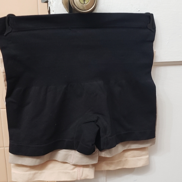 NWT Skinnygirl 3Pk Shapewear; Szs M & L. Tan/Nu/Blk; Tames Your Tummy.$35 Each. - Picture 11 of 15